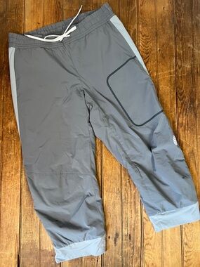 Stio WoMen's Fernos pant insulated winter knicker  pant gray size large